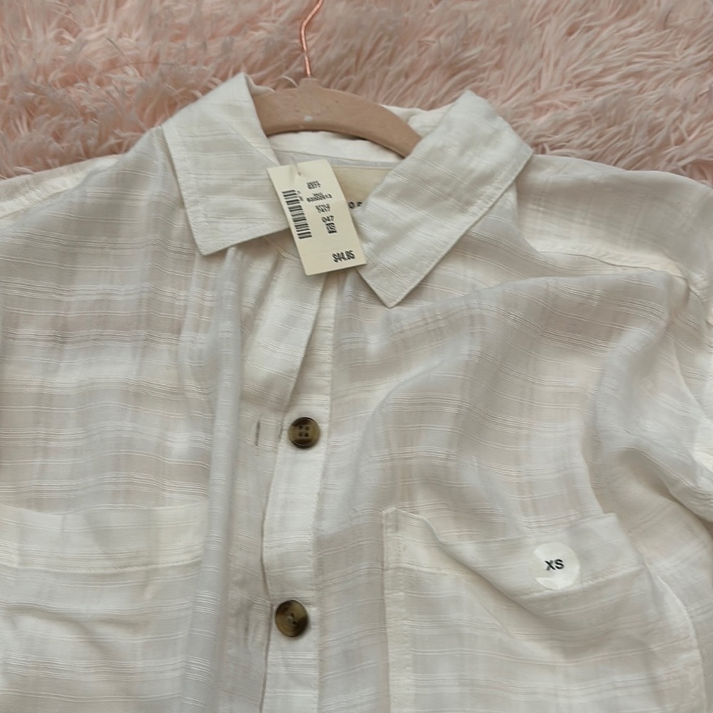 Aeropostale white button up crop shirt loose fit